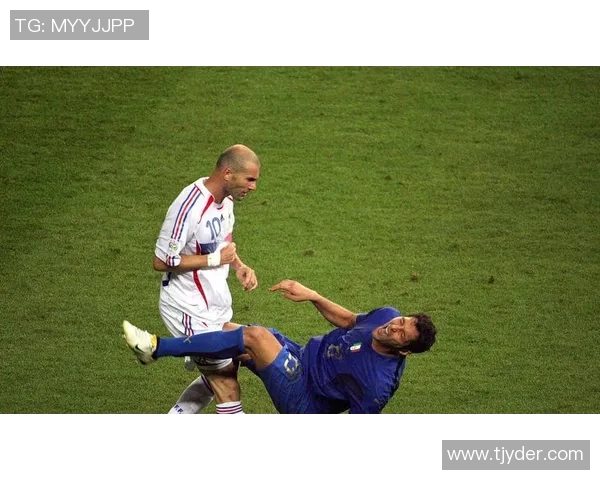 假球星足球：虚拟竞技世界中的真实对决与玩家成长挑战