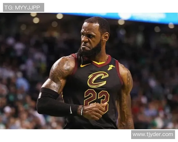 现役足球球星实力榜前五名解析：谁能登顶全球最强球员之位