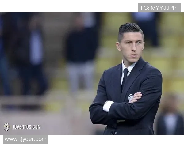 短小精悍的足球球星英文名解析与背后故事揭秘