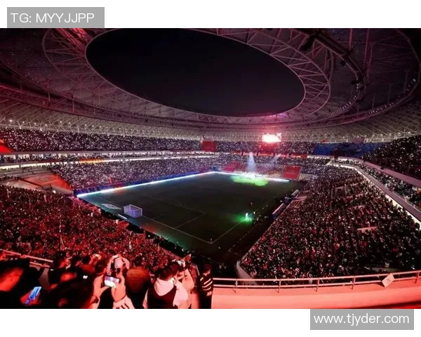 球星见面激情碰撞篮球与足球跨界互动盛宴引爆全场热情 球星见面激情碰撞篮球与足球跨界互动盛宴引爆全场热情